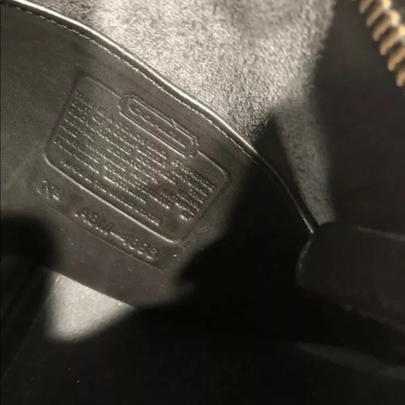 Coach Authentic Handbag crossbody - Picture 2 of 2